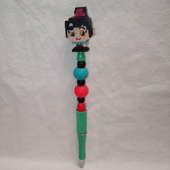 Disney Doorable- 8-Bit Vanellope- Handmade Beaded Pen Wreck-It Ralph - Picture 1 of 2